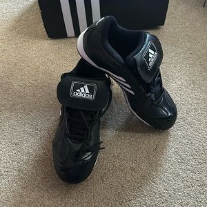 Adidas Excelsior 6 Low Womens Baseball/Softball Cleats with metal spikes